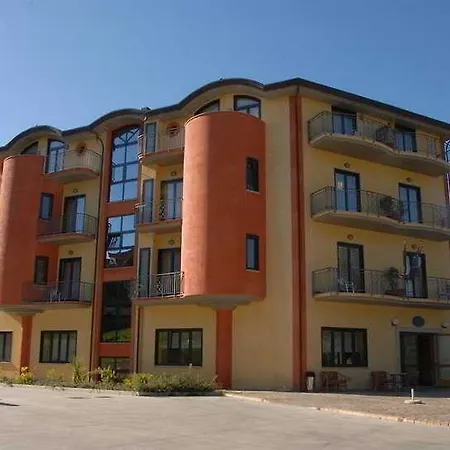La Collina Hotel 4*
